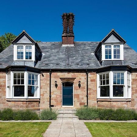 South Lodge, Twizell Estate Белфорд Экстерьер фото