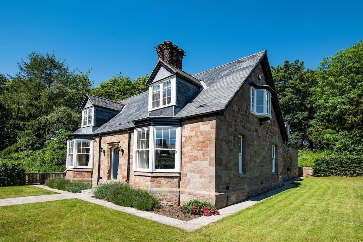South Lodge, Twizell Estate Белфорд Экстерьер фото